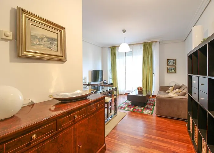 S20 Pool/garden/terrac Lejlighed